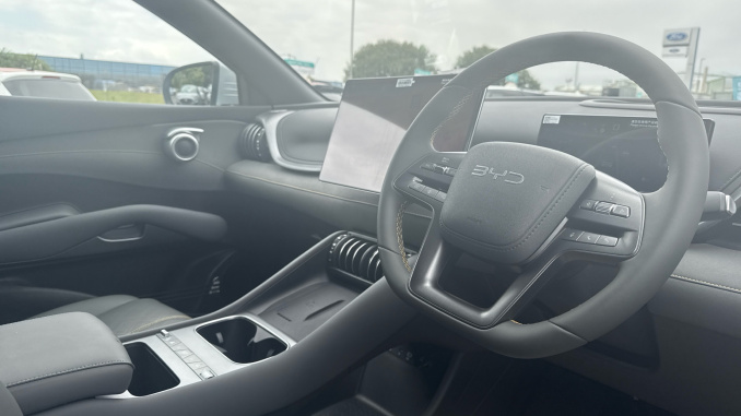 BYD Atto 3 Evo 330kW Excellence AWD 75kWh 5dr Auto Electric Hatchback - Image 11